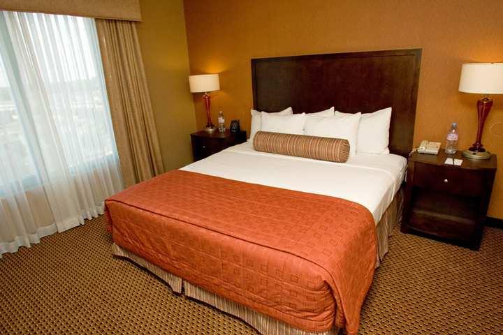 Embassy Suites By Hilton Chicago Lombard Værelse billede